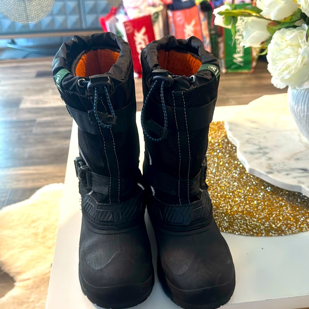Kamik snow boots